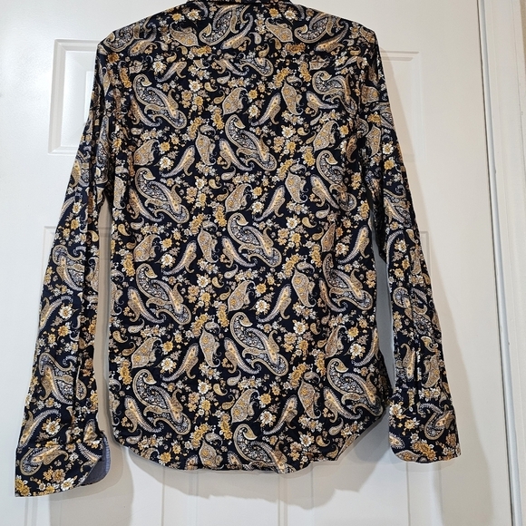 CONSEQUENCE Slim fit size small men Paisley shirt. - Picture 14 of 16